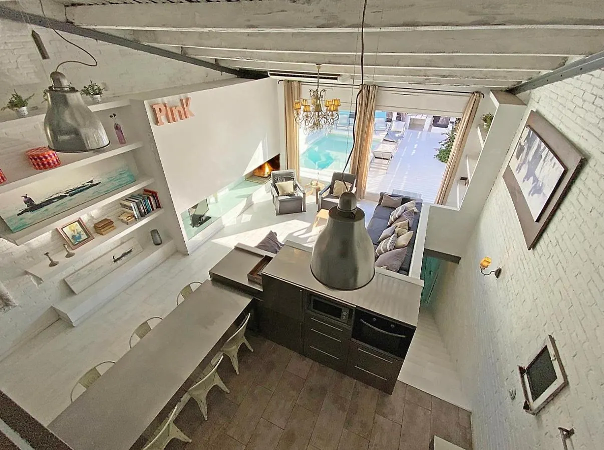 Villa Quartz Барселона Испания